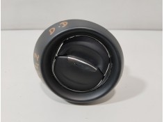 Recambio de rejilla aireadora para renault captur i (j5_, h5_) 1.2 tce 120 referencia OEM IAM 687608143R   2