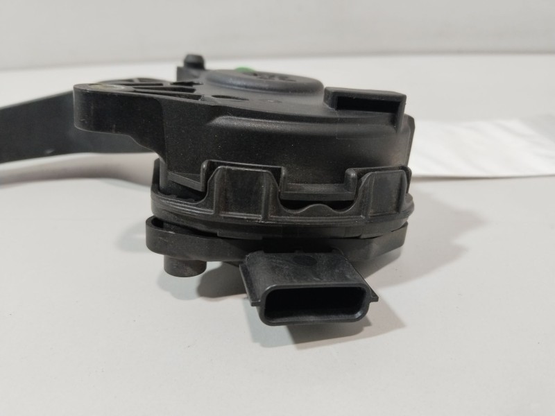 Recambio de pedal acelerador para nissan qashqai ii (j11, j11_) 1.5 dci referencia OEM IAM 180024BA1B  