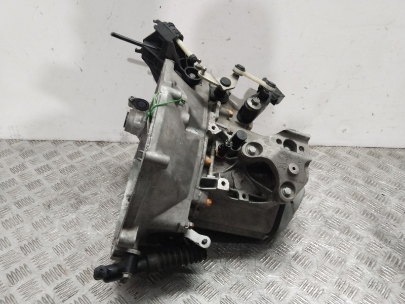 Recambio de caja cambios para citroën c3 iii (sx) 1.2 vti 82 referencia OEM IAM 20A701  