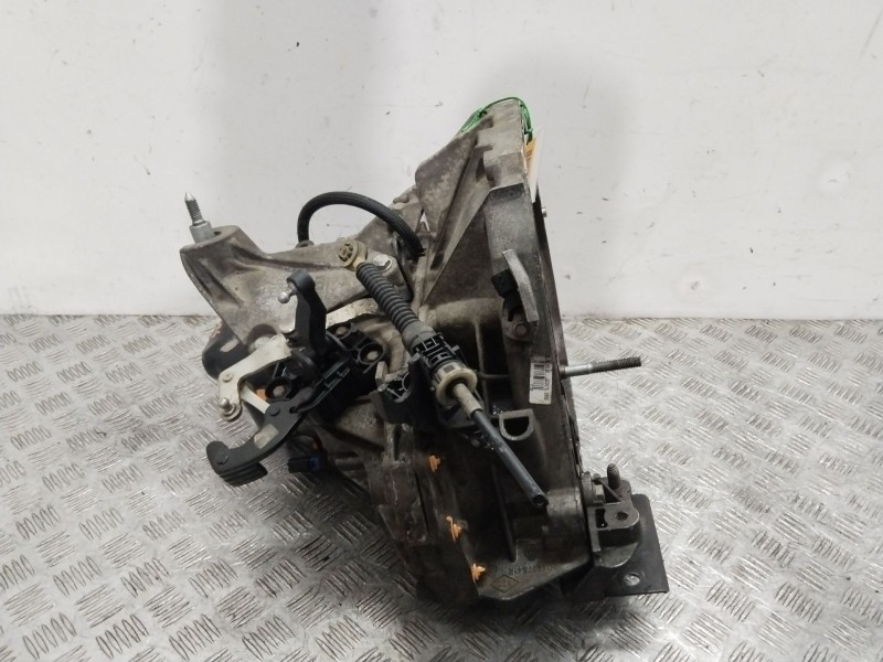 Recambio de caja cambios para renault twingo ii (cn0_) 1.5 dci 75 referencia OEM IAM JR5378  