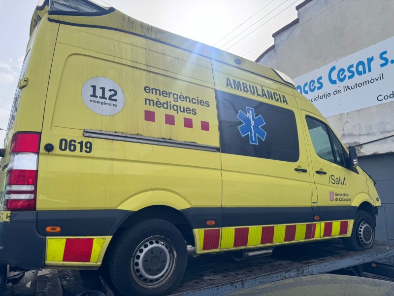 mercedes-benz sprinter 3,5-t autobús (b906) del año 2013