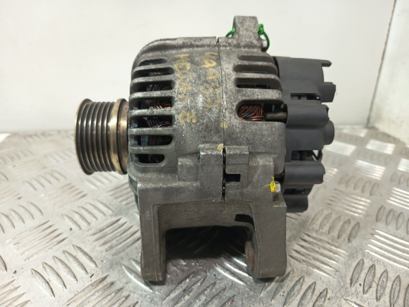 Recambio de alternador para renault grand scénic ii (jm0/1_) 1.6 referencia OEM IAM TG11C055  