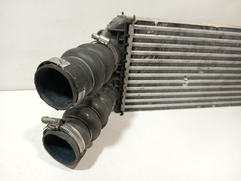 Recambio de intercooler para opel corsa f (p2jo) 1.2 (68) referencia OEM IAM 9824742280  