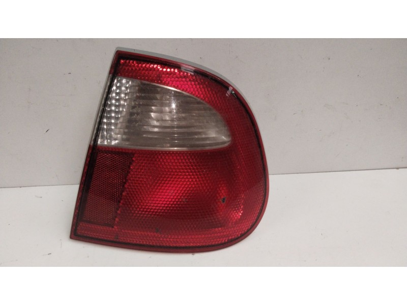 Recambio de piloto trasero izquierdo para seat cordoba berlina (6k2) signo referencia OEM IAM 6K5945111F  