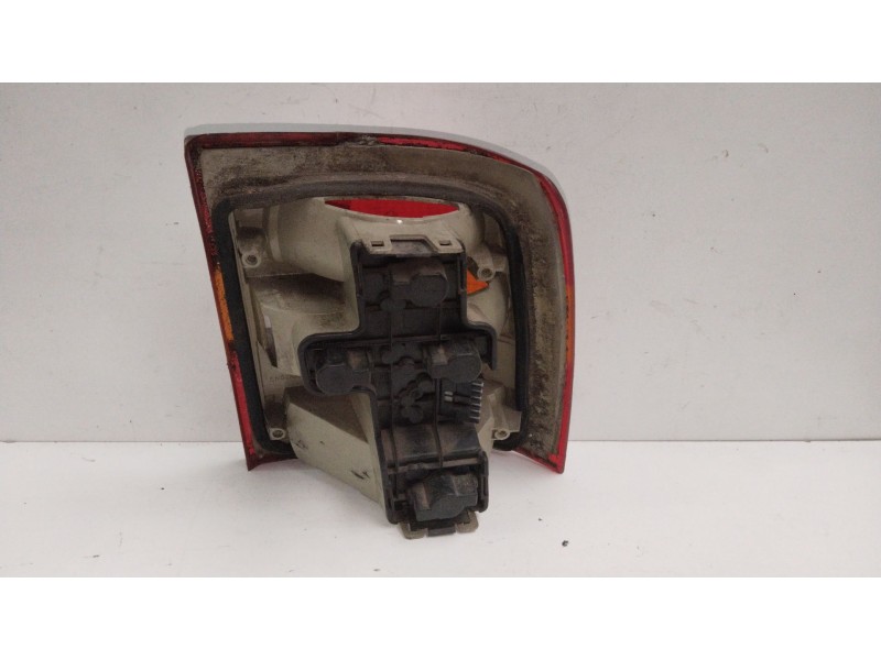 Recambio de piloto trasero izquierdo para opel vectra a cd diamant referencia OEM IAM 1223130  