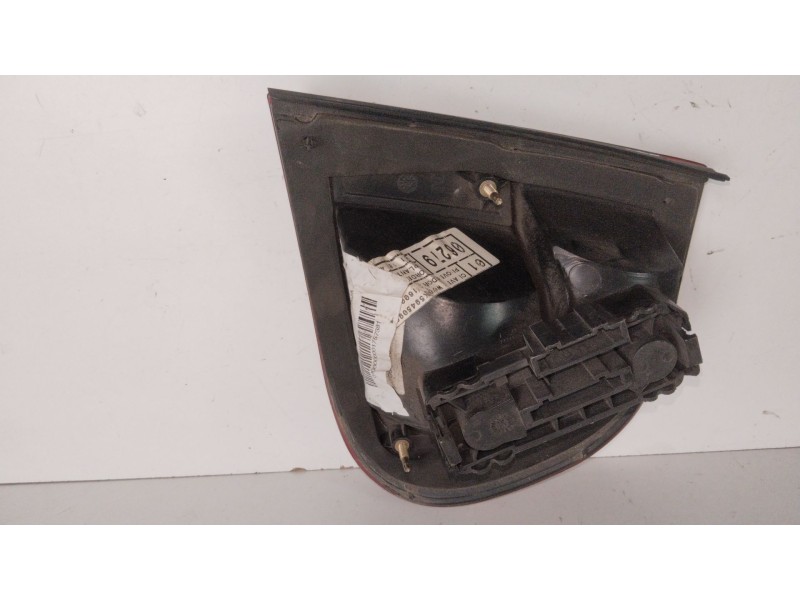 Recambio de piloto trasero izquierdo para seat cordoba berlina (6k2) signo referencia OEM IAM 6K5945111F  