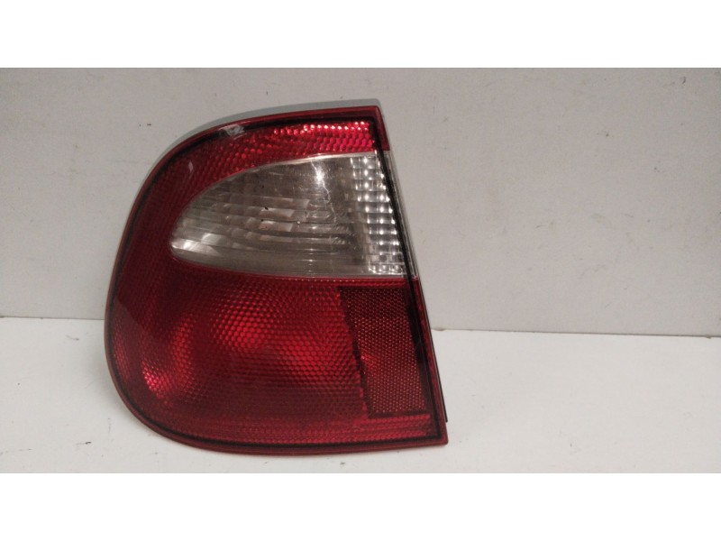 Recambio de piloto trasero izquierdo para seat cordoba berlina (6k2) stella referencia OEM IAM 6K5945111F  