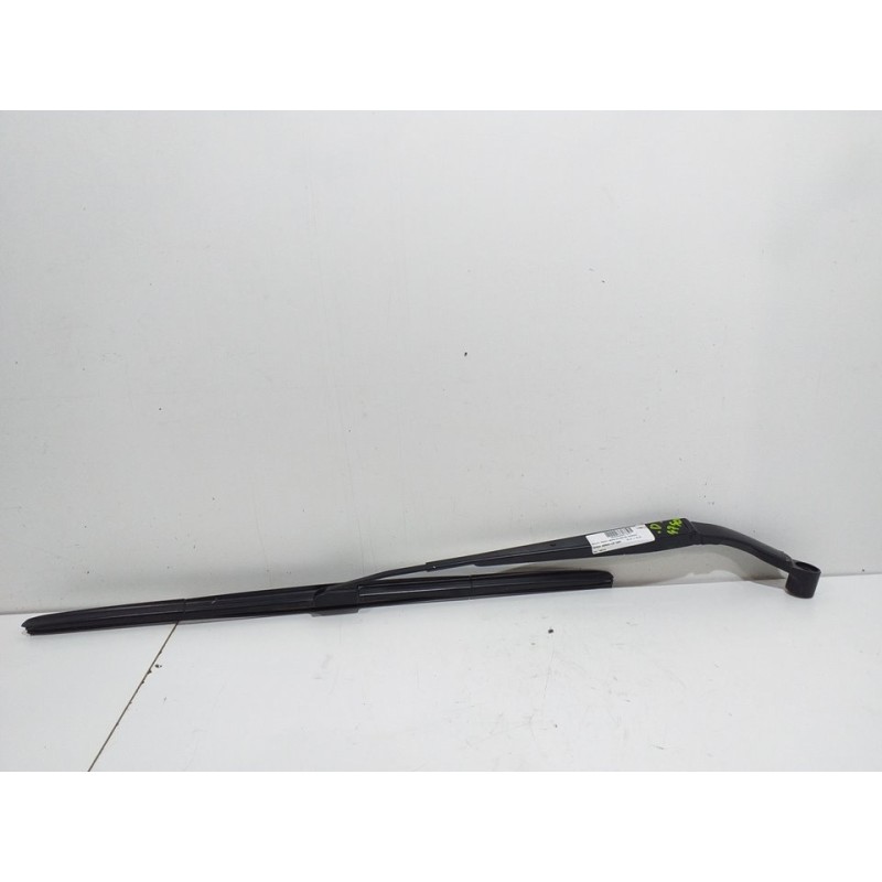 BRAZO LIMPIA DELANTERO DERECHO 288863NA0A 