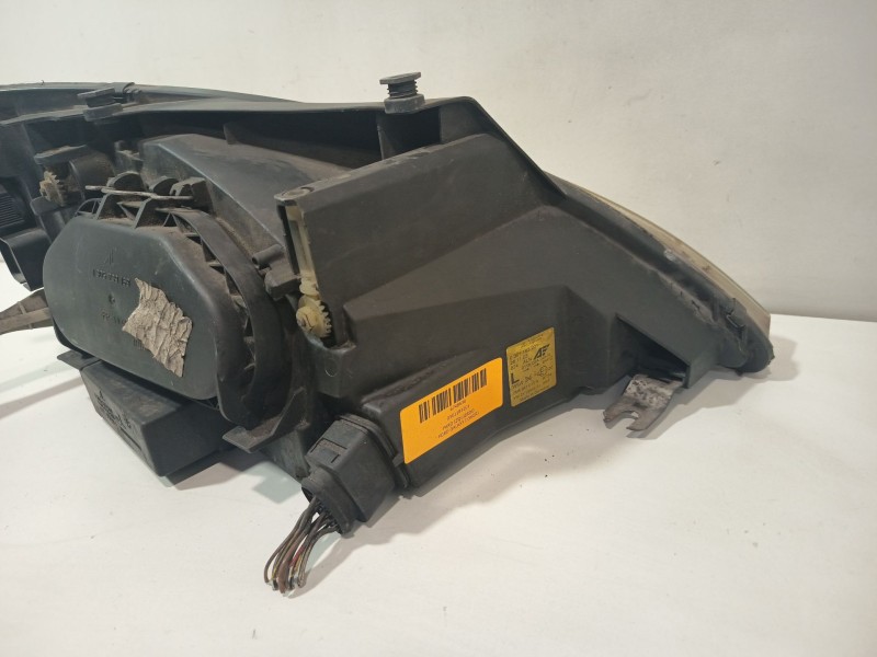 Recambio de faro izquierdo para ford galaxy i (wgr) 1.9 tdi referencia OEM IAM 0301183201  