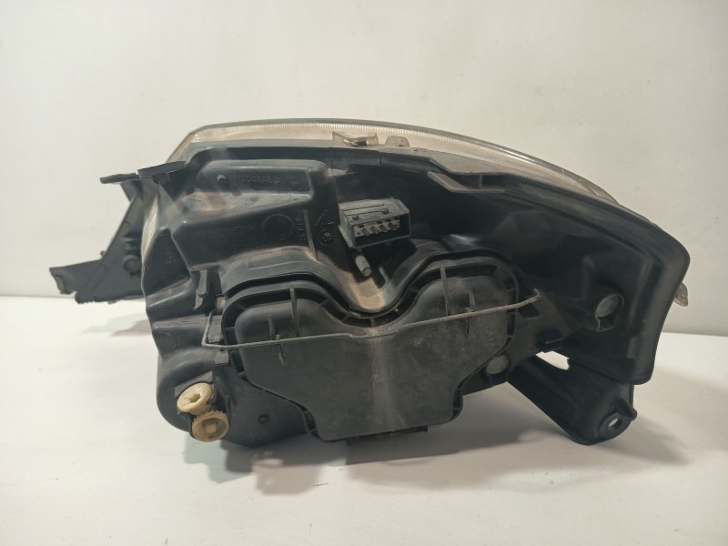 Recambio de faro derecho para citroën c3 i (fc_, fn_) 1.4 hdi referencia OEM IAM 9647214180  