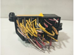 Recambio de caja reles / fusibles para dacia sandero (bs_) 1.5 dci referencia OEM IAM 7703297597   2
