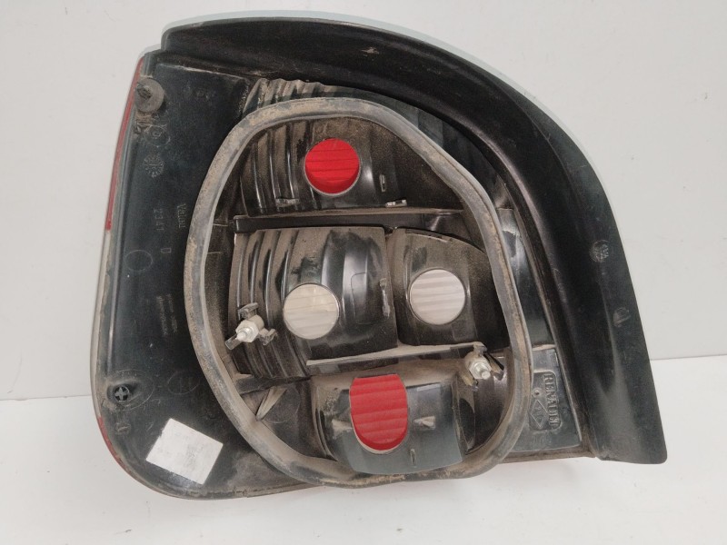 Recambio de piloto trasero derecho para renault scenic (ja..) 1.9 dci century referencia OEM IAM 7700428055  