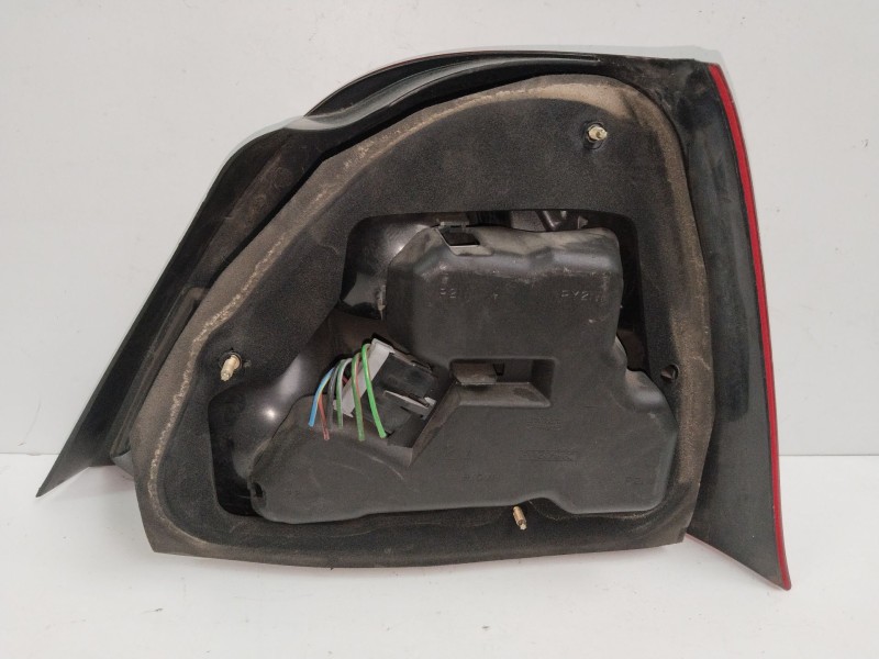 Recambio de piloto trasero izquierdo para mg serie 25 (rf) classic (3-ptas.) referencia OEM IAM XFB10089  