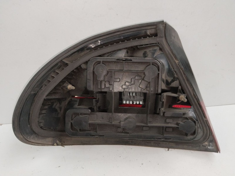 Recambio de piloto trasero derecho para opel tigra 1.4 16v referencia OEM IAM K1222036  