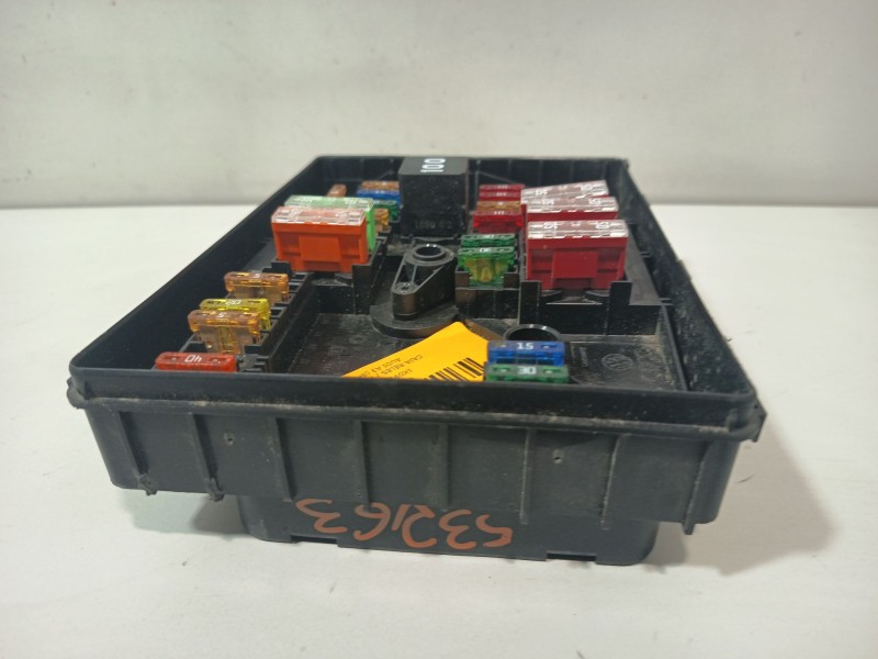 Recambio de caja reles / fusibles para audi a3 (8p1) 2.0 tdi 16v referencia OEM IAM 1K0937125A  