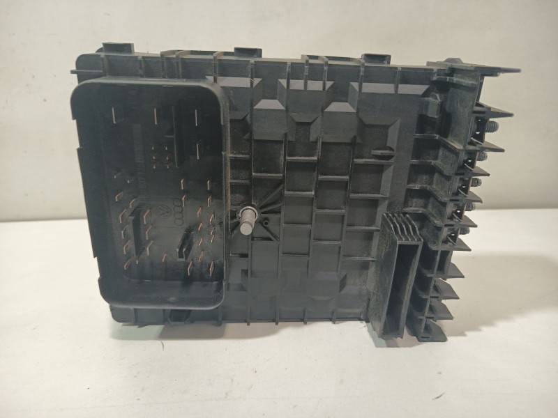 Recambio de caja reles / fusibles para audi a3 (8p1) 2.0 tdi 16v referencia OEM IAM 1K0937125A  