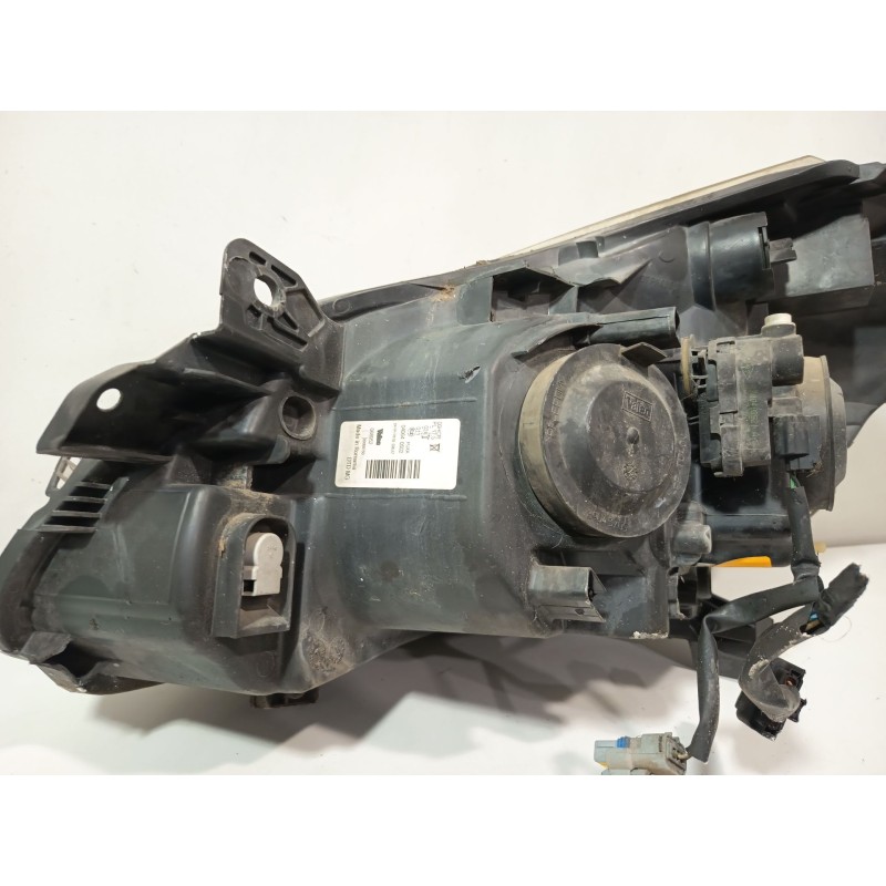 Recambio de faro derecho para renault clio ii (bb_, cb_) 1.5 dci (b/c2j) referencia OEM IAM 260100822R  