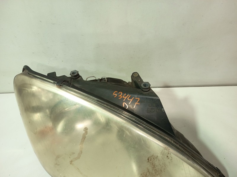 Recambio de faro derecho para ford galaxy i (wgr) 1.9 tdi referencia OEM IAM 0301183202  