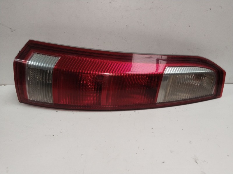 Recambio de piloto trasero izquierdo para opel meriva blue line referencia OEM IAM 1222123  