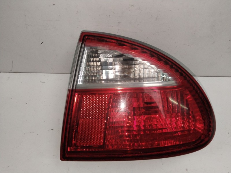 Recambio de piloto trasero derecho para seat leon (1m1) 1.6 16 v referencia OEM IAM 1M6945112  