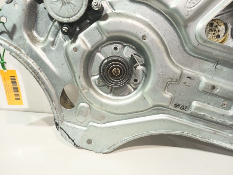 Recambio de elevalunas delantero derecho para kia carnival 2.9 crdi vgt active referencia OEM IAM 824044D010 824604D000 