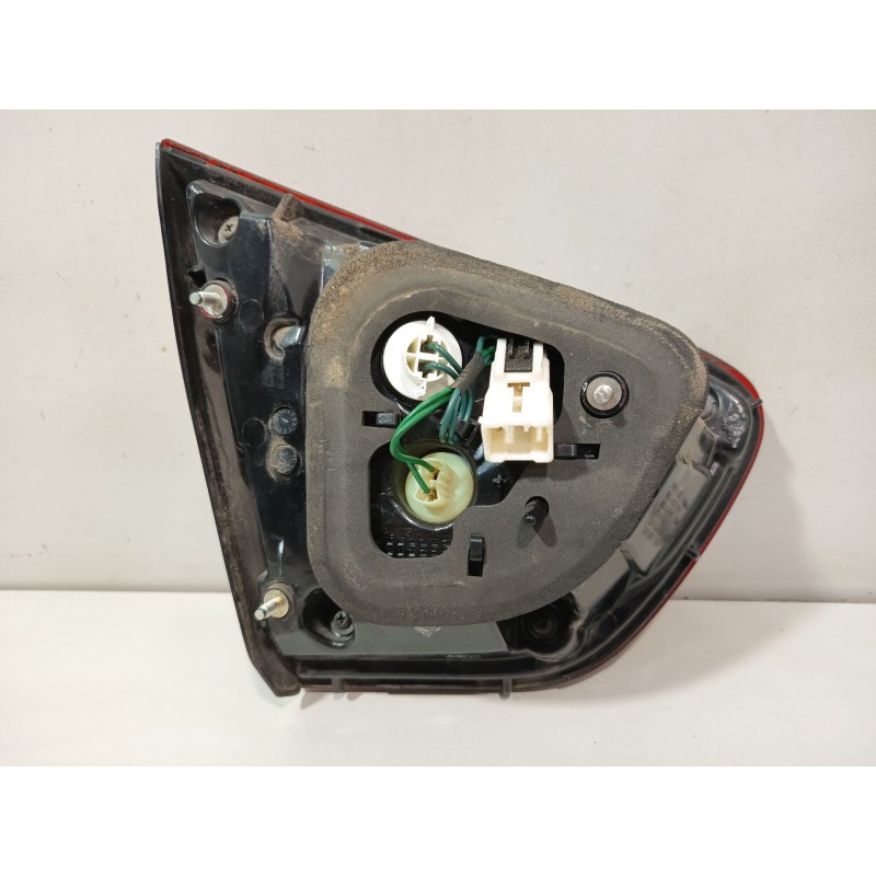 Recambio de piloto trasero derecho interior para kia rio iii (ub) 1.2 cvvt referencia OEM IAM 924401W200  