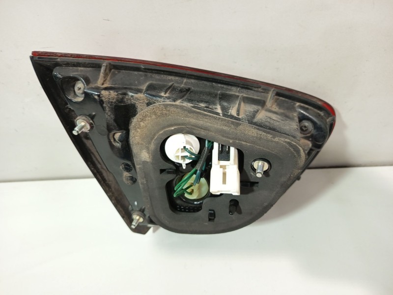 Recambio de piloto trasero derecho interior para kia rio iii (ub) 1.2 cvvt referencia OEM IAM 924401W200  