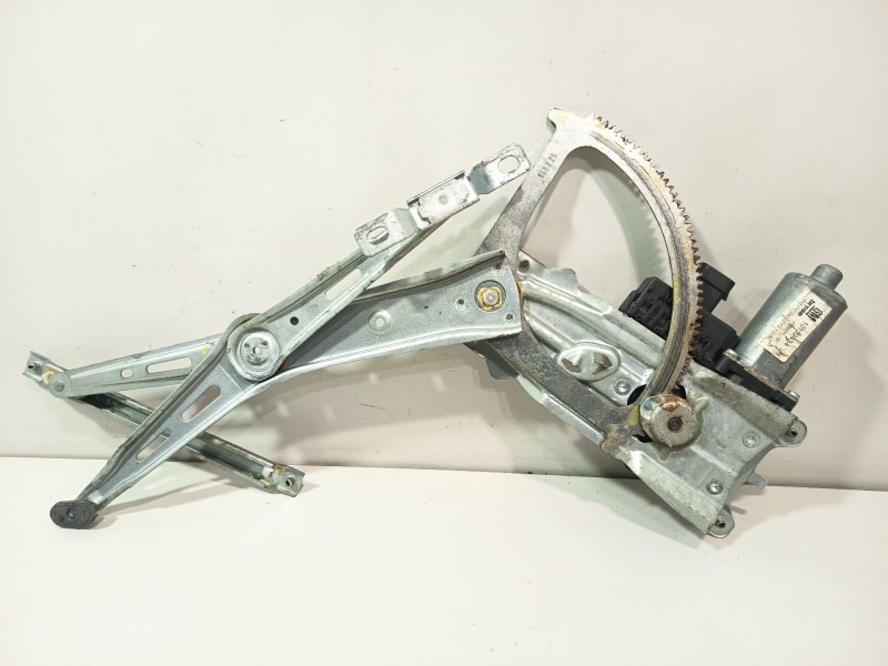 Recambio de elevalunas delantero izquierdo para opel zafira b cosmo referencia OEM IAM 13132434  
