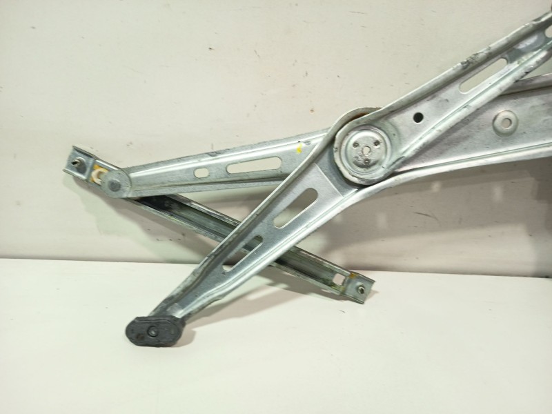 Recambio de elevalunas delantero izquierdo para opel zafira b cosmo referencia OEM IAM 13132434  