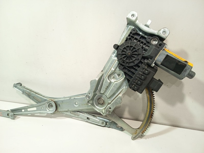 Recambio de elevalunas delantero izquierdo para opel zafira b cosmo referencia OEM IAM 13132434  