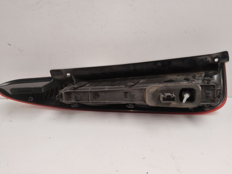 Recambio de piloto trasero derecho para ford fusion (cbk) ambiente referencia OEM IAM 1324515  