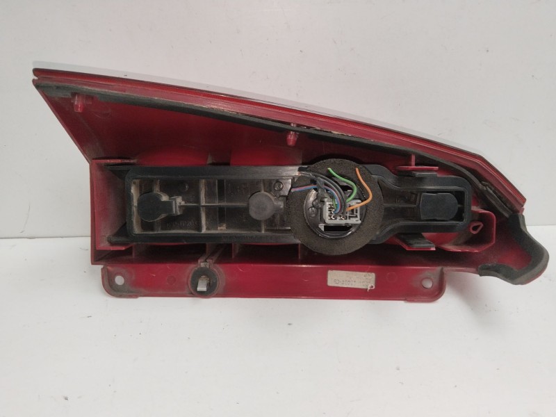 Recambio de piloto trasero derecho para ford focus berlina (cak) ambiente referencia OEM IAM 1M5113404CB  