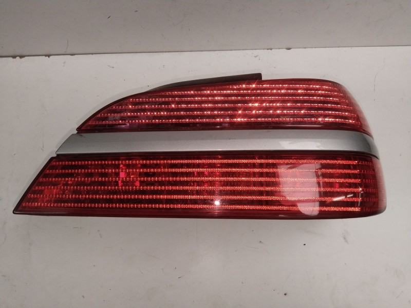 Recambio de piloto trasero derecho para peugeot 406 berlina (s1/s2) svdt referencia OEM IAM 9630364777  