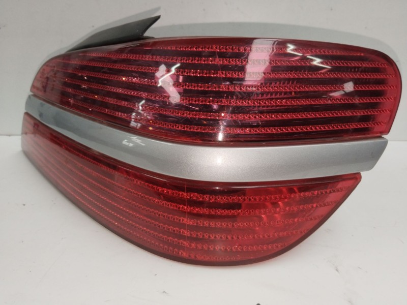 Recambio de piloto trasero derecho para peugeot 406 berlina (s1/s2) svdt referencia OEM IAM 9630364777  