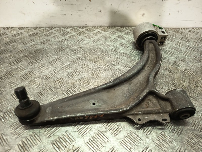 Recambio de brazo suspension inferior delantero derecho para opel astra j (p10) 1.6 (68) referencia OEM IAM 13463244  