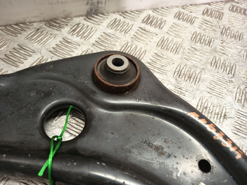 Recambio de brazo suspension inferior delantero derecho para nissan qashqai ii (j11, j11_) 1.5 dci referencia OEM IAM 545004EA0B