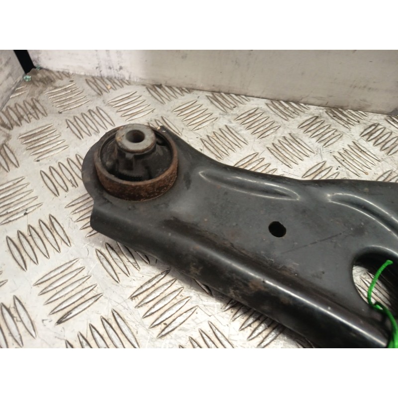 Recambio de brazo suspension inferior delantero derecho para nissan qashqai ii (j11, j11_) 1.5 dci referencia OEM IAM 545004EA0B