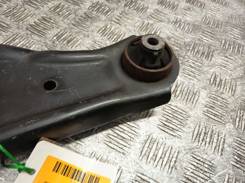 Recambio de brazo suspension inferior delantero izquierdo para nissan qashqai ii (j11, j11_) 1.5 dci referencia OEM IAM 545014EA