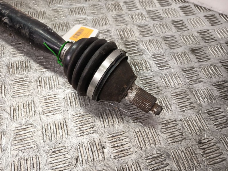 Recambio de transmision delantera derecha para seat ibiza iii (6l1) 1.4 16v referencia OEM IAM 6Q0407272BD  