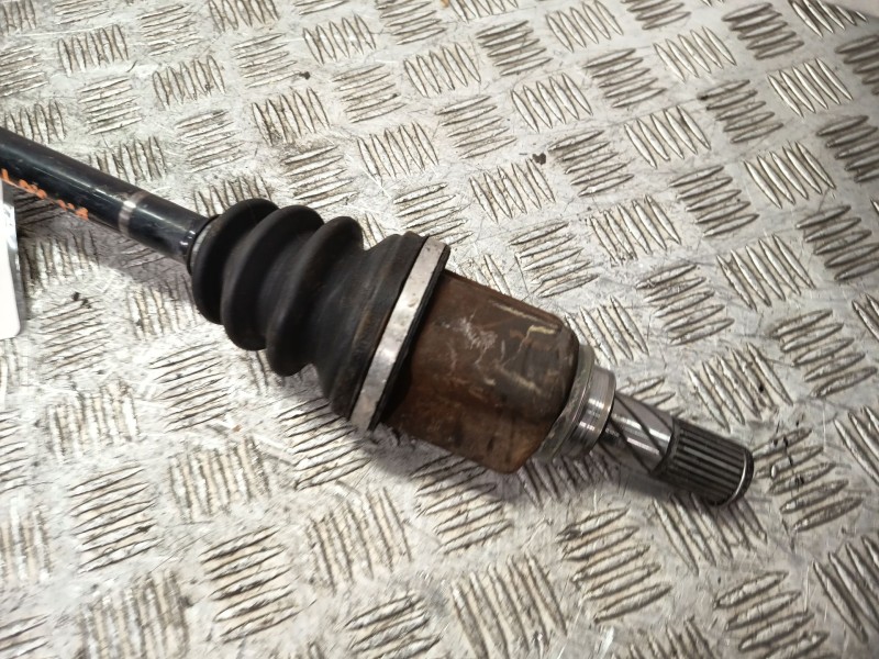 Recambio de transmision delantera izquierda para nissan micra iii (k12) 1.2 16v referencia OEM IAM 39101AY100  