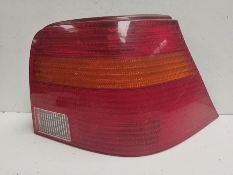 Recambio de piloto delantero derecho para volkswagen golf iv berlina (1j1) conceptline referencia OEM IAM 3B0949117C  