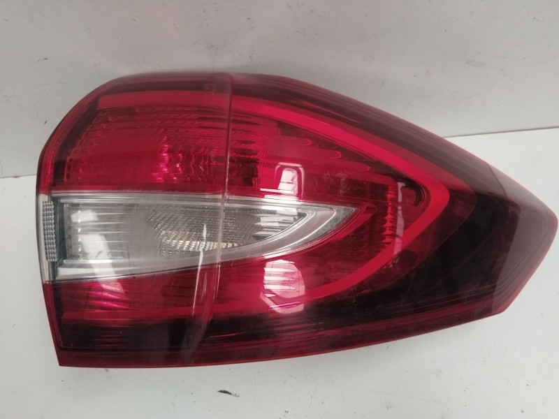 Recambio de piloto trasero derecho para ford c-max (ceu) trend referencia OEM IAM 1899778  