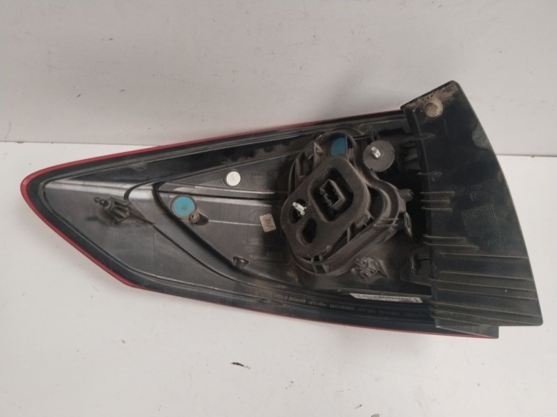 Recambio de piloto trasero derecho para ford c-max (ceu) trend referencia OEM IAM 1899778  