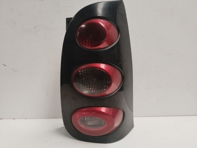 Recambio de piloto trasero derecho para smart coupe básico (45kw) referencia OEM IAM 423132R  