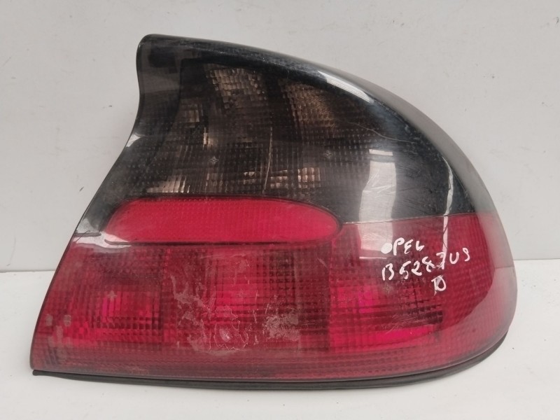 Recambio de piloto trasero derecho para opel tigra 1.6 16v referencia OEM IAM K1222036  