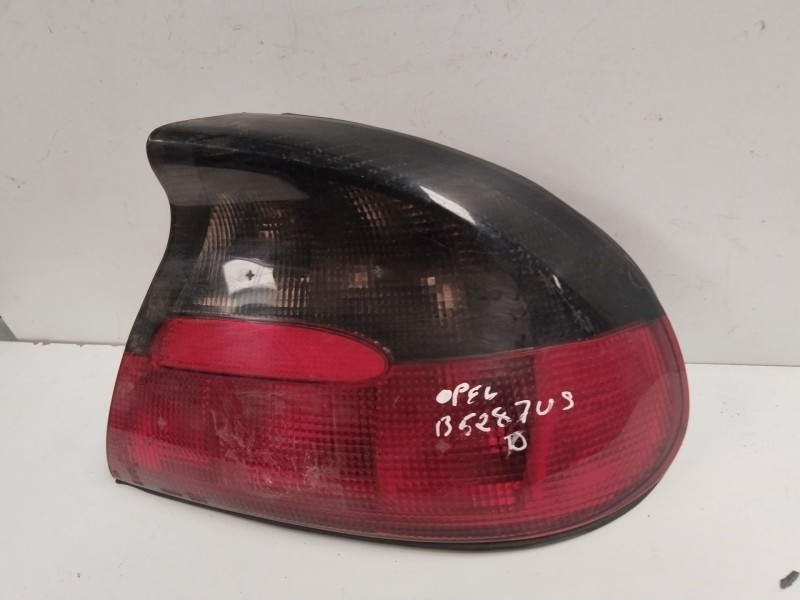 Recambio de piloto trasero derecho para opel tigra 1.6 16v referencia OEM IAM K1222036  