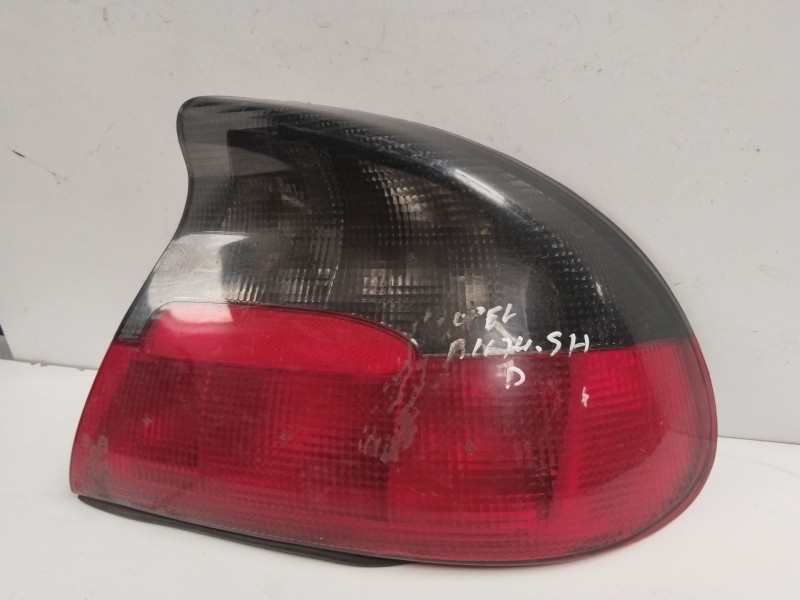 Recambio de piloto trasero derecho para opel tigra 1.6 16v referencia OEM IAM 67629040  