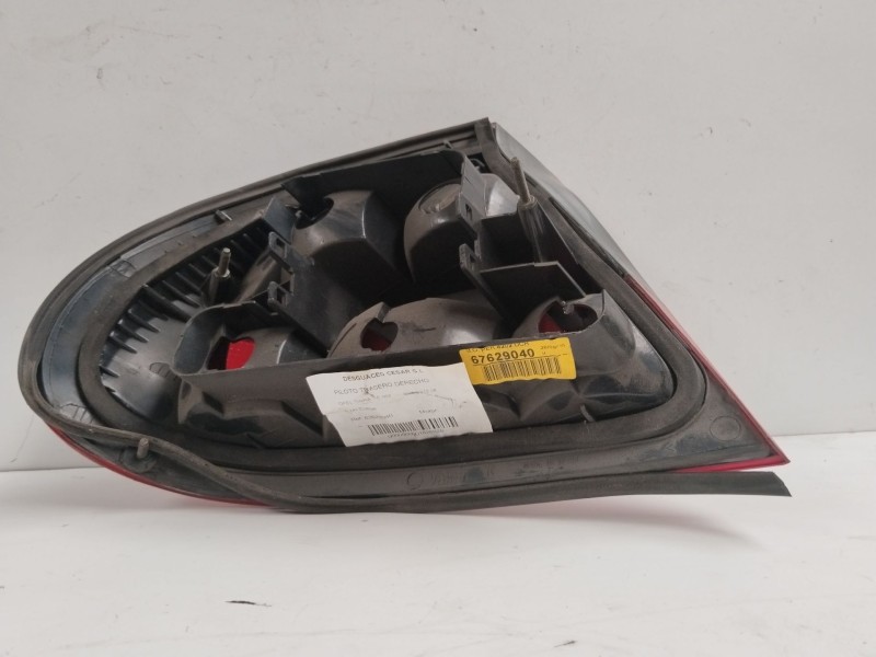 Recambio de piloto trasero derecho para opel tigra 1.6 16v referencia OEM IAM 67629040  