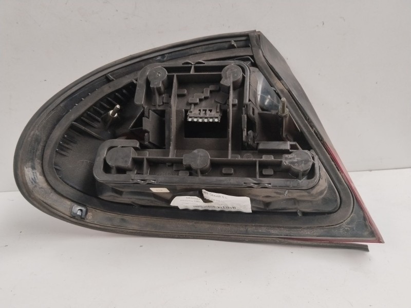 Recambio de piloto trasero derecho para opel tigra 1.6 16v referencia OEM IAM 67629040  