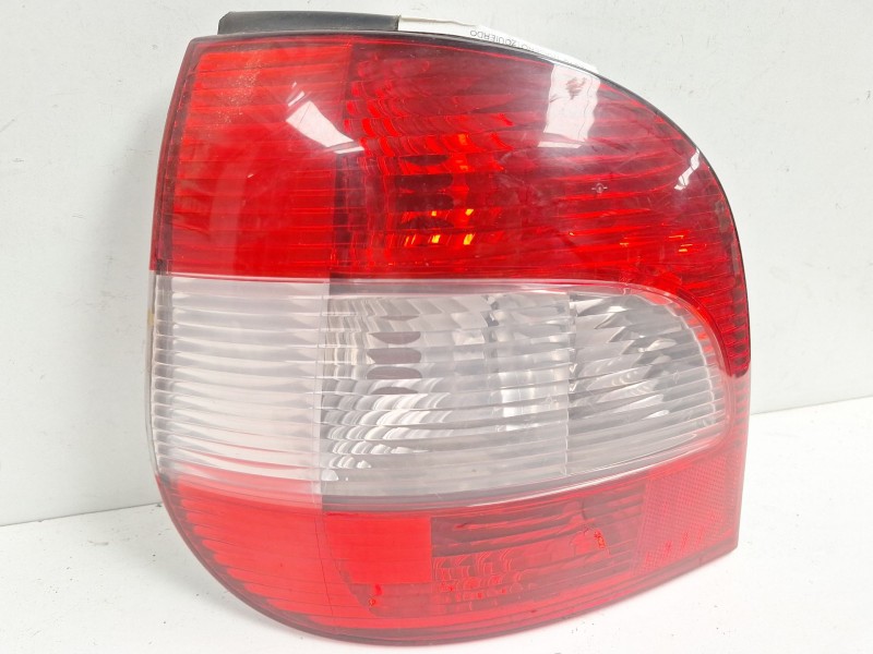 Recambio de piloto trasero izquierdo para renault megane i scenic (ja0) 1.6 16v kaleido referencia OEM IAM 7701042406  